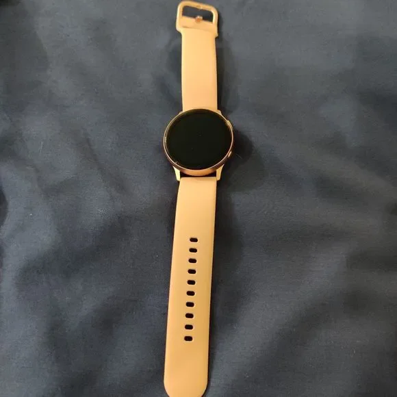 SOLD—-Samsung Watches for sale - 22 pieces - Picture 1 of 11